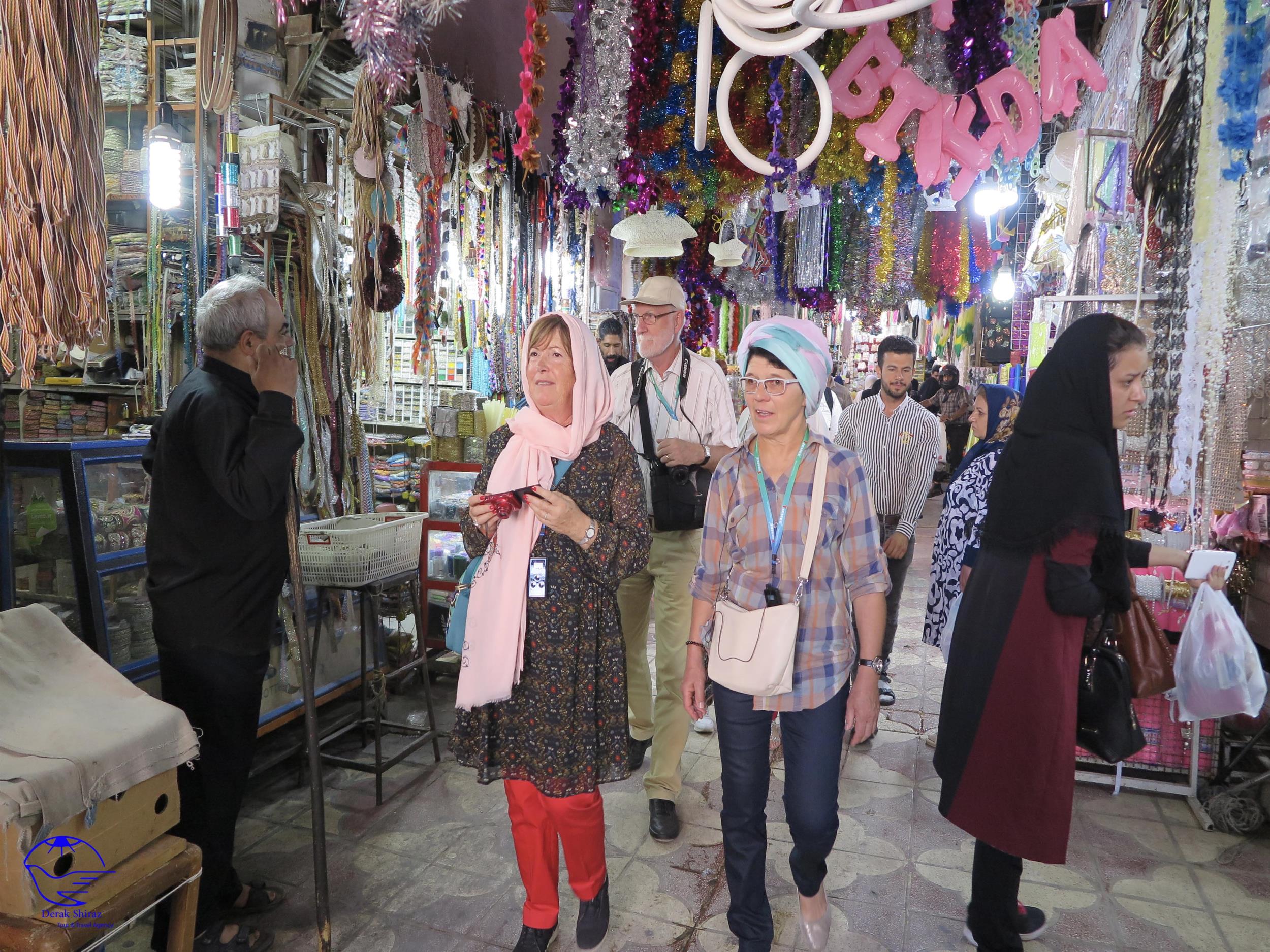Dress Code in Iran - derak travel agency