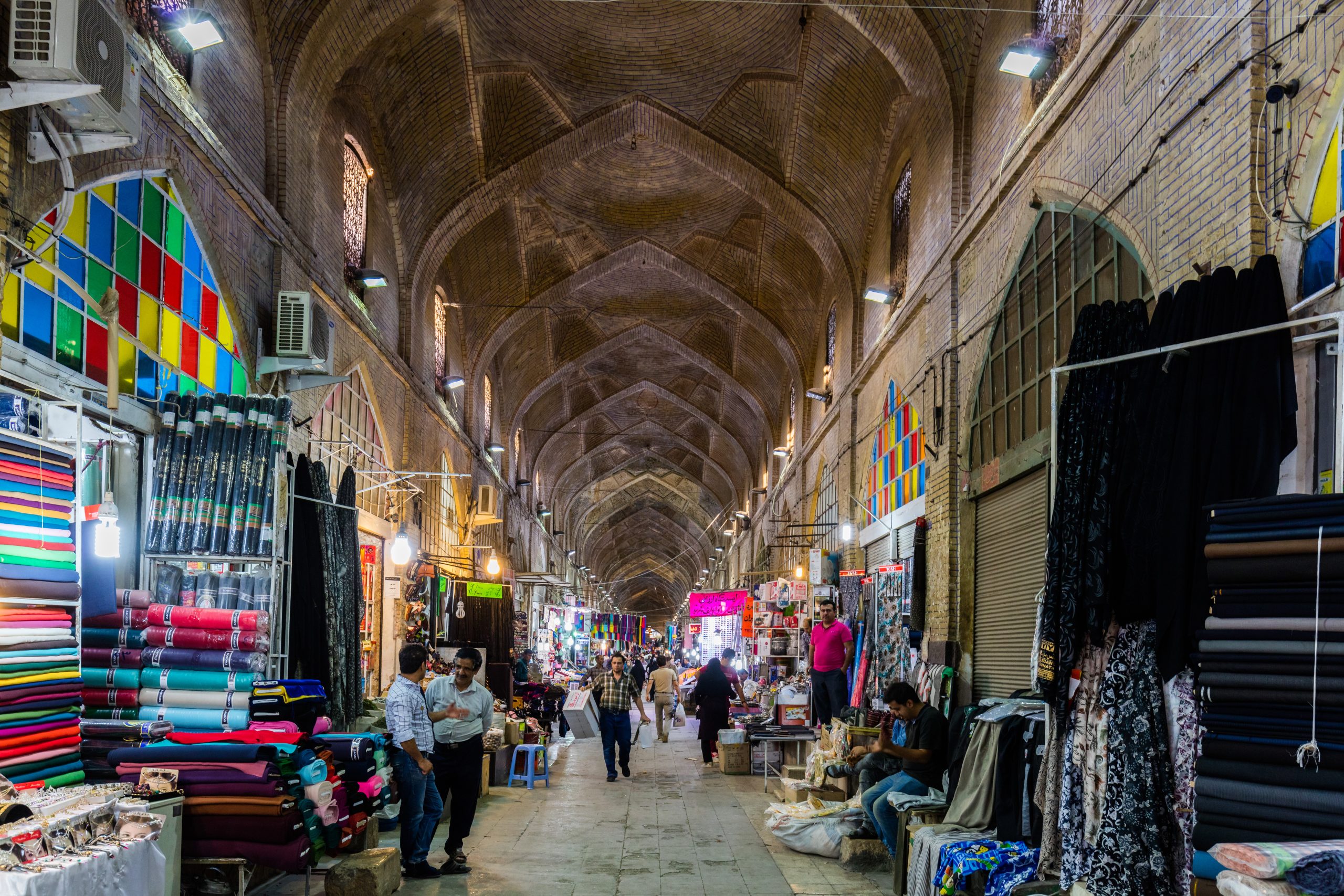 vakil bazaar architecture