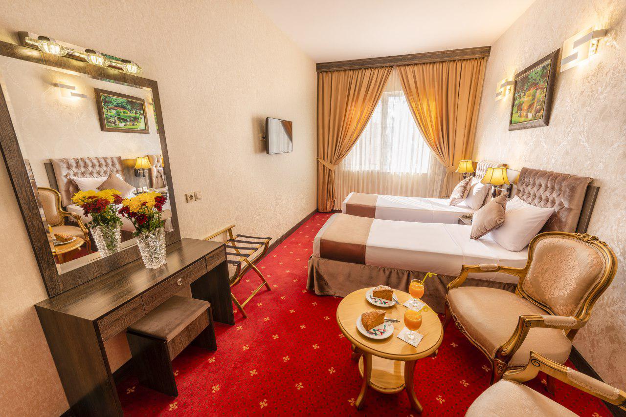 Kiana Hotel Mashhad